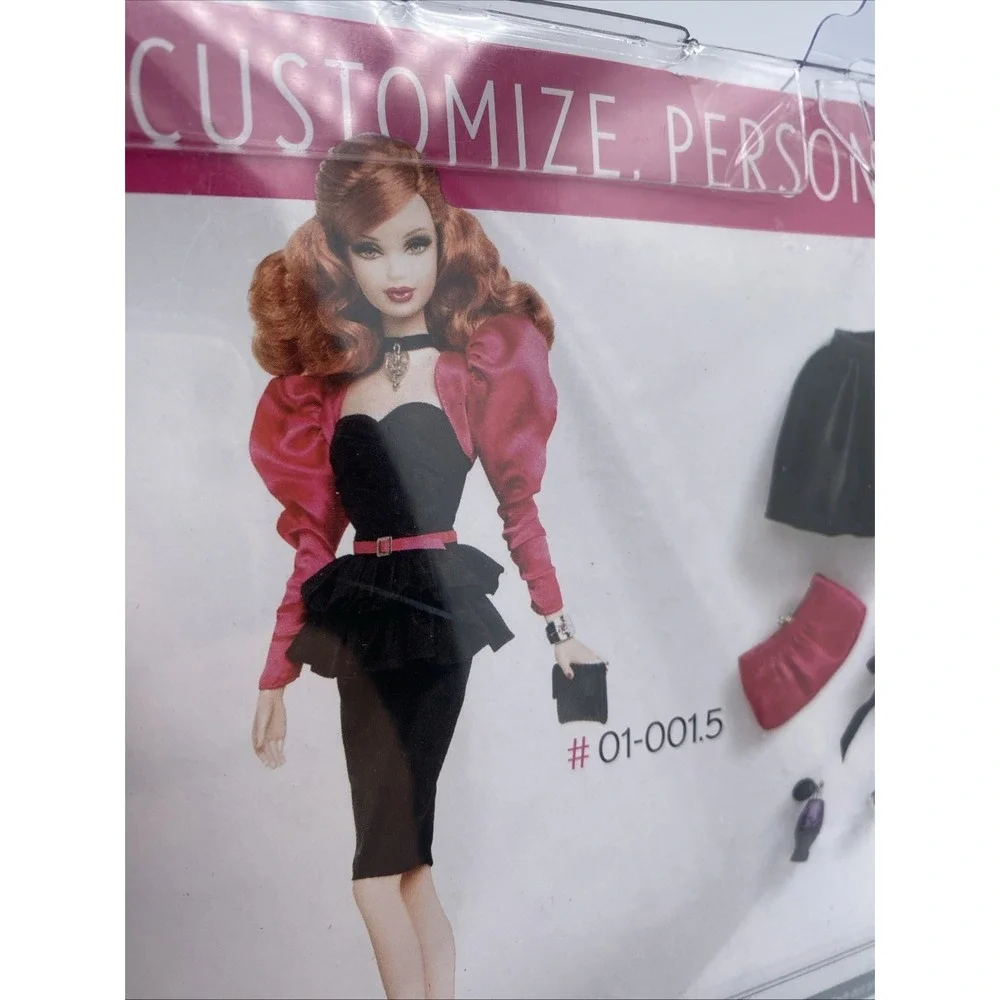 BARBIE BASICS  Accessory Pack- Look No. 01 Collection 001.5- T2359 NIB
